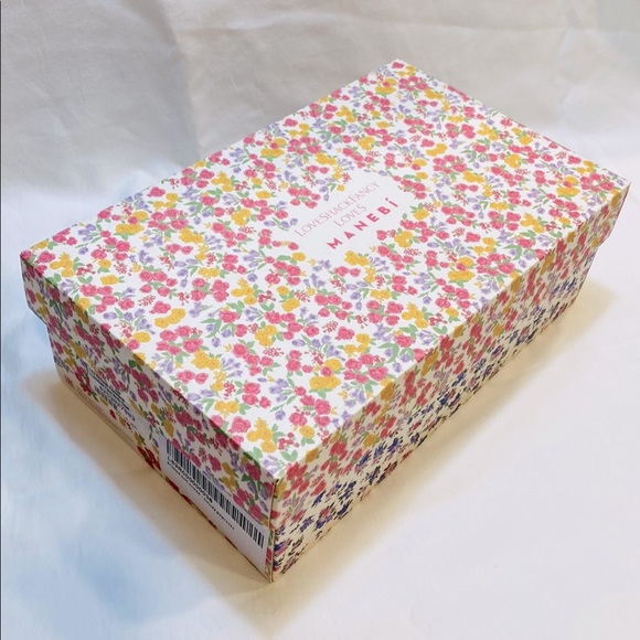 MANEBI x LOVESHACKFANCY Strawberry Floral Print Leather Espadrille Sandals - Picture 16 of 17